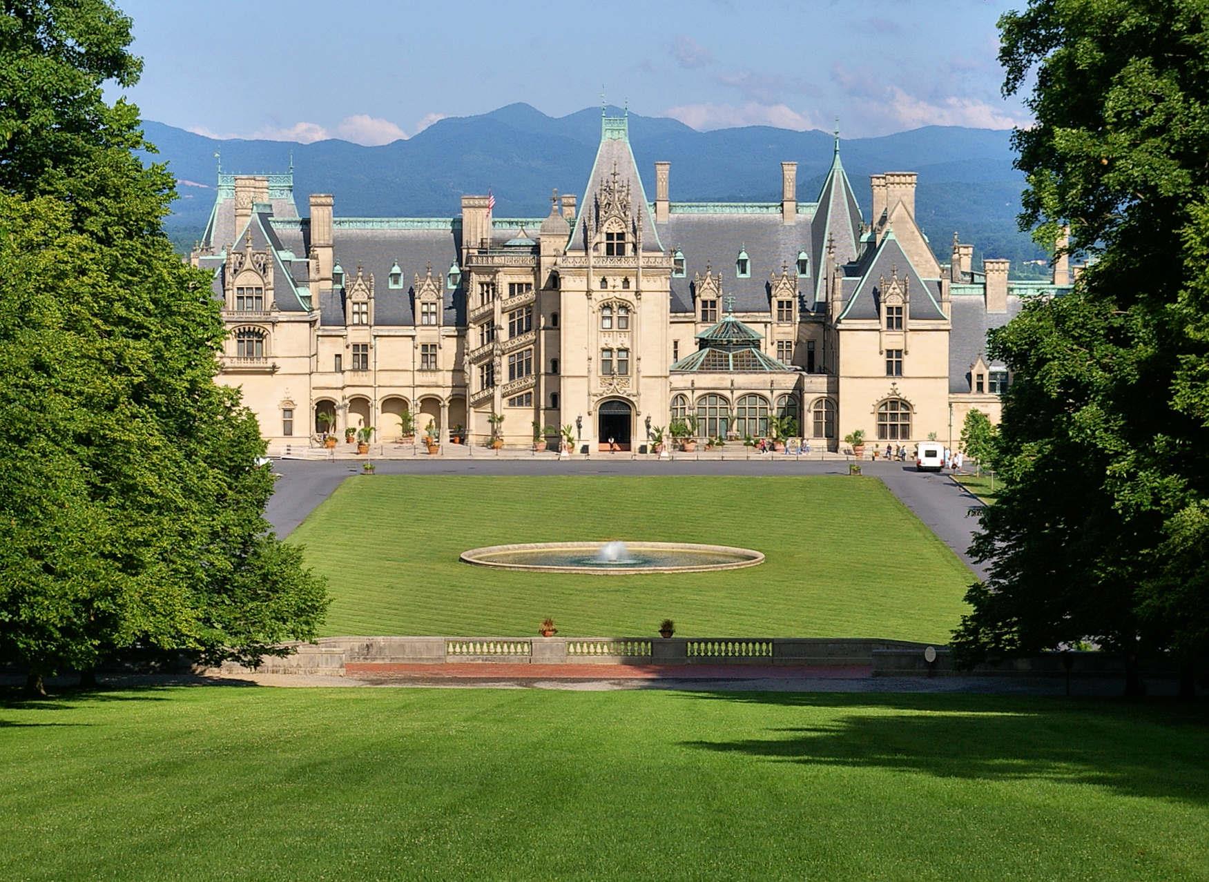 how long tour biltmore house